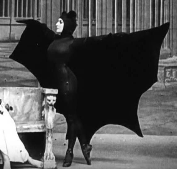IL FILM THE BAT ISPIRÒ LA CREAZIONE DI BATMAN